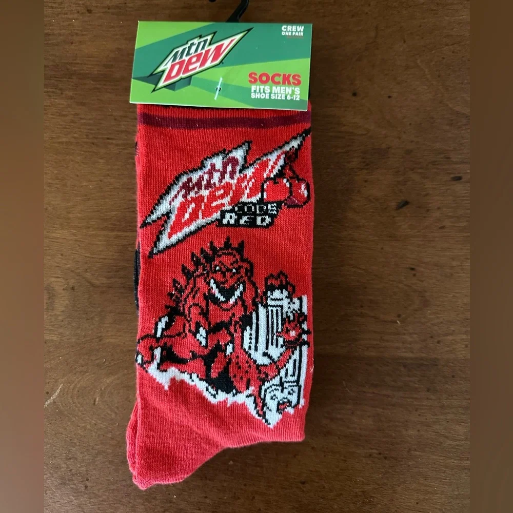 🌵3/$15 Mtn Dew Cod Red crew socks ( see description)